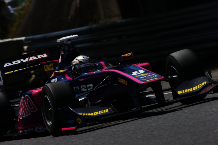 フリー走行1回目: 大嶋和也（UOMO SUNOCO SF14）