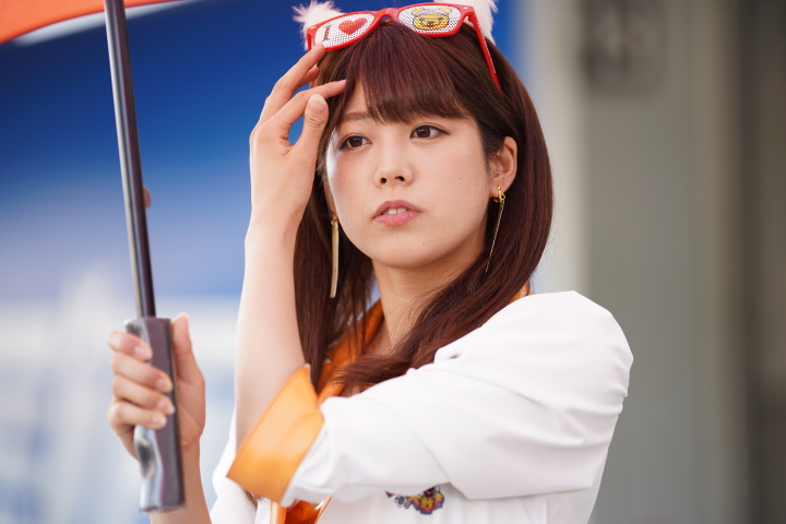 ピットウォーク: レースクイーン