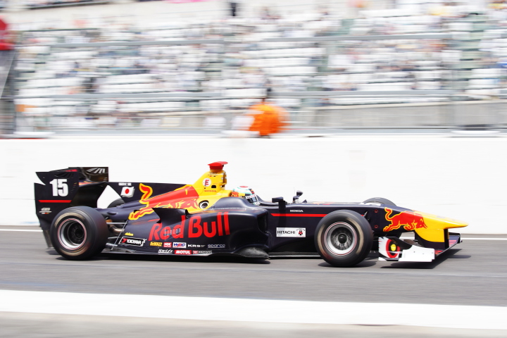 スタート進行: 福住仁嶺（TEAM MUGEN SF14）