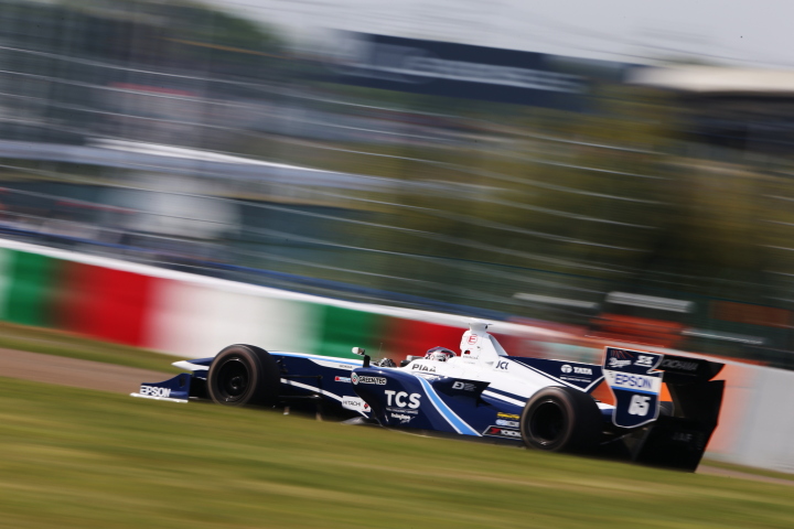 決勝レース: 伊沢拓也（TCS NAKAJIMA RACING SF14）