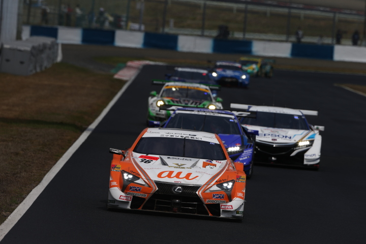 サーキットサファリ: 関口雄飛（au TOM'S LC500）