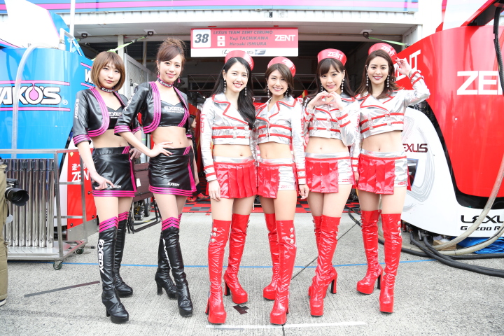 ピットウォーク: レースクイーン