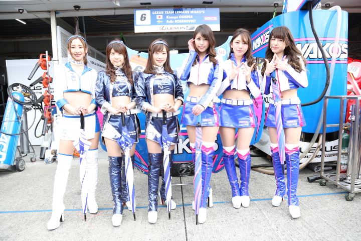 ピットウォーク: レースクイーン