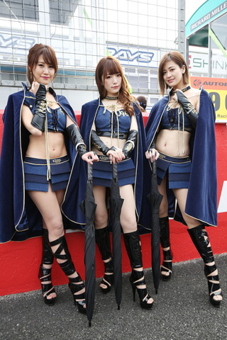 ピットウォーク: レースクイーン