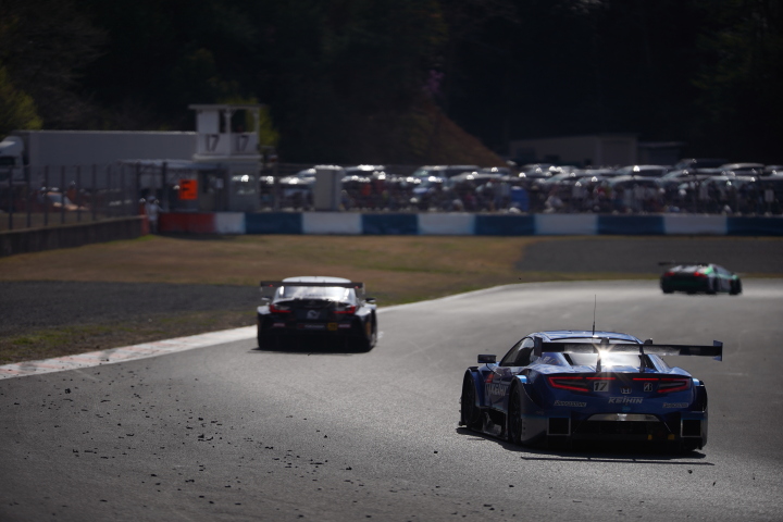 決勝レース: 小暮卓史（KEIHIN NSX-GT）