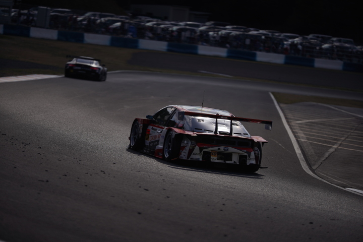 決勝レース: TOYOTA PRIUS apr GT