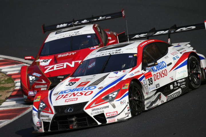 決勝レース: 小林可夢偉（DENSO KOBELCO SARD LC500）