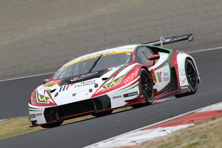 GT300クラスポールポジションの平峰一貴／マルコ・マッペリ組（マネパ ランボルギーニ GT3）