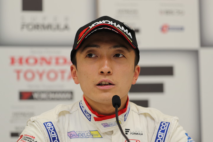 予選記者会見: 3位の野尻智紀（DOCOMO TEAM DANDELION RACING）