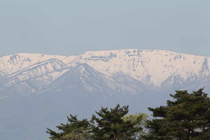 早朝からSUGOは晴れ渡り蔵王連峰もくっきり