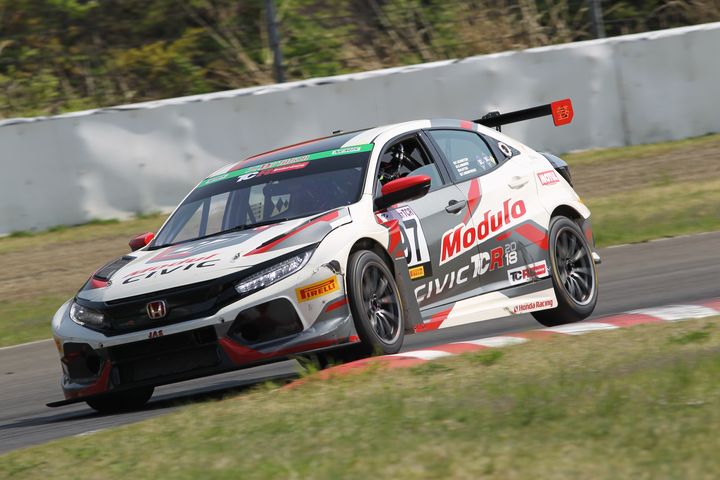 ST-TCRクラス優勝は植松忠雄／中野信治／大津弘樹組（Modulo CIVIC TCR）