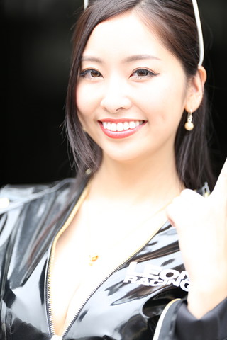 ピットウォーク: レースクイーン