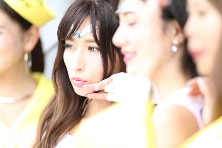 ピットウォーク: レースクイーン