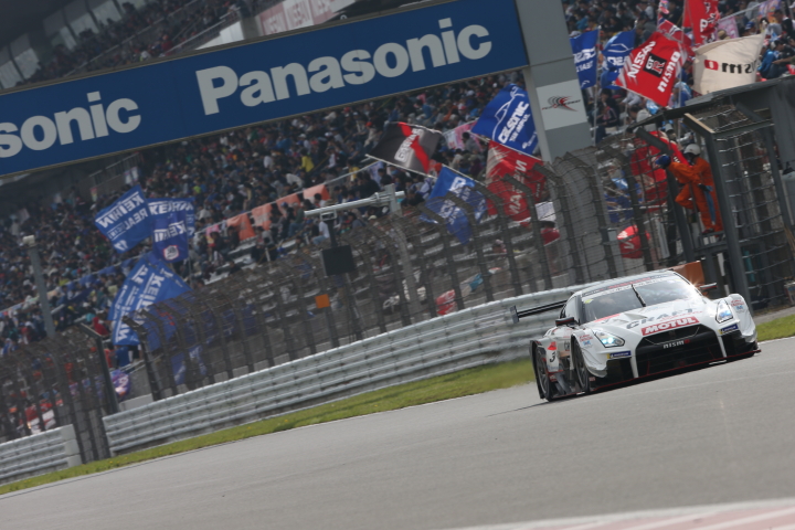 公式予選: 千代勝正（CRAFT SPORTS MOTUL GT-R）