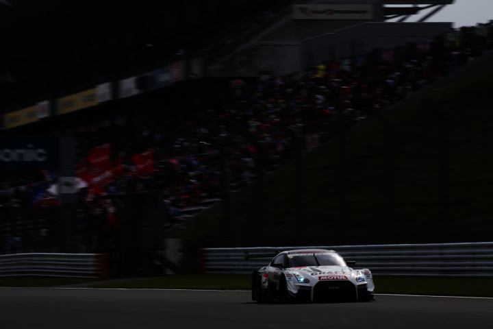 公式予選: 千代勝正（CRAFT SPORTS MOTUL GT-R）