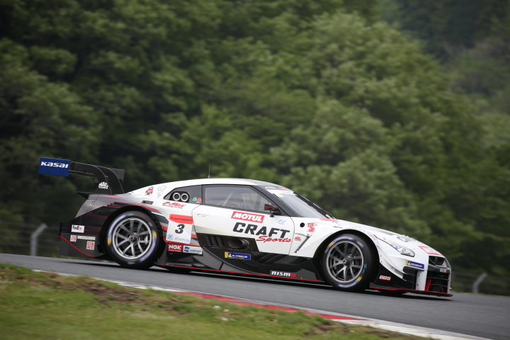 公式予選: 千代勝正（CRAFT SPORTS MOTUL GT-R）