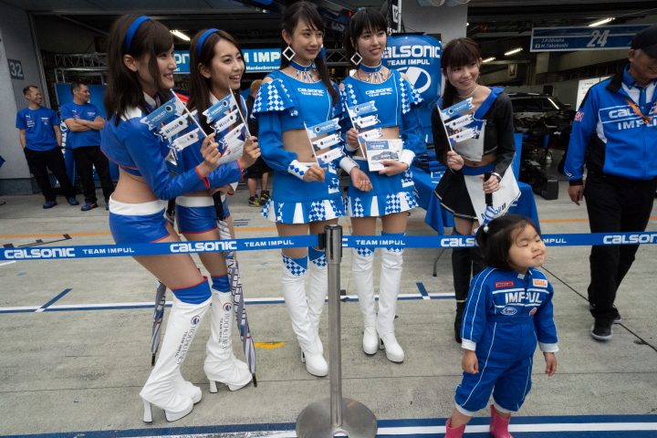 GTキッズウォーク: レースクイーン