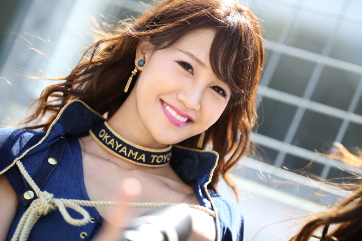 ピットウォーク: レースクイーン