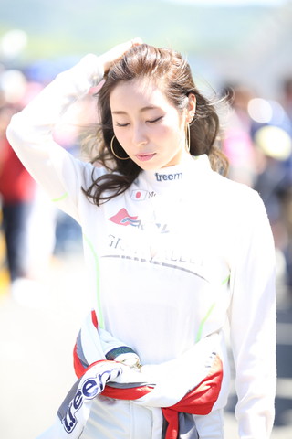 ピットウォーク: レースクイーン