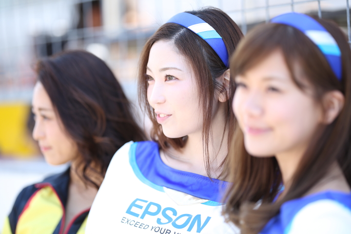 ピットウォーク: レースクイーン