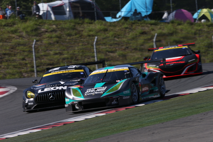 決勝レース: 高橋一穂（シンティアム・アップル・ロータス）