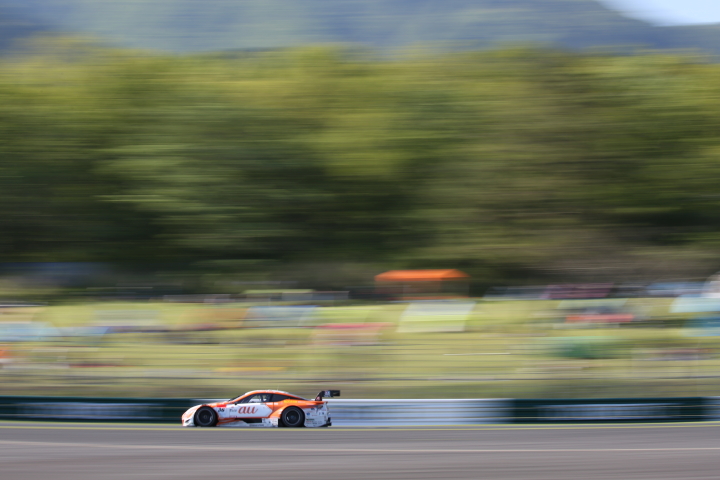 決勝レース: ジェームス・ロシター／関口雄飛組（au TOM'S LC500）