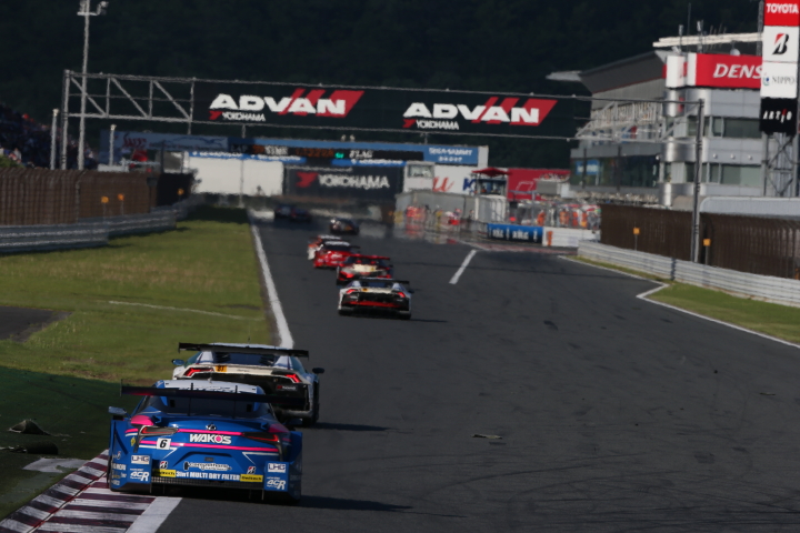 決勝レース: 大嶋和也／フェリックス・ローゼンクヴィスト組（WAKO'S 4CR LC500）