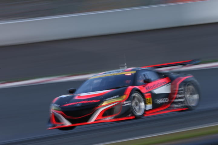 決勝レース: 道上龍（Modulo KENWOOD NSX GT3）