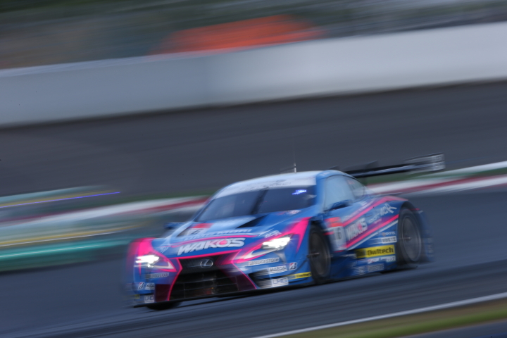 決勝レース: フェリックス・ローゼンクヴィスト（WAKO'S 4CR LC500）