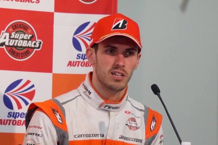 決勝記者会見: GT300クラス優勝のショーン・ウォーキンショー（AUTOBACS RACING TEAM AGURI）