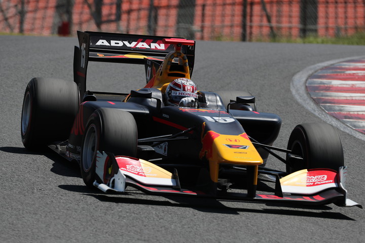 フリー走行1回目: 初参戦の阪口晴南（TEAM MUGEN SF14）は16位