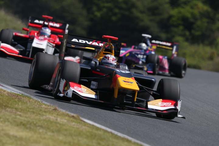 フリー走行: 阪口晴南（TEAM MUGEN SF14）