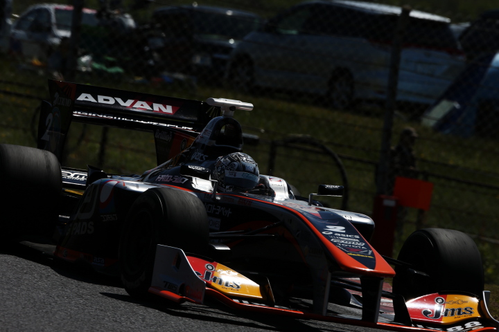 フリー走行: 国本雄資（JMS P.MU/CERUMO・INGING SF14）