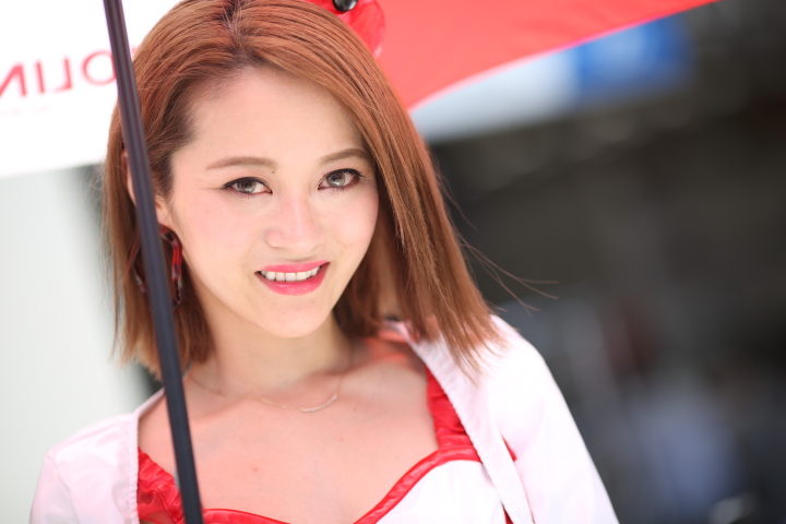 ピットウォーク: レースクイーン