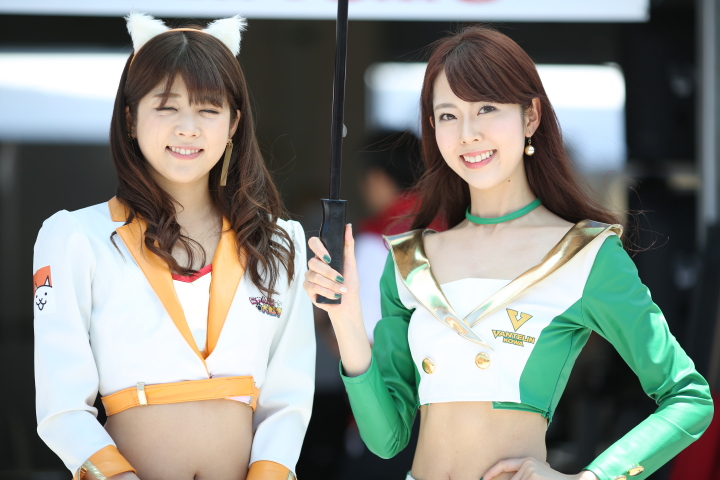 ピットウォーク: レースクイーン