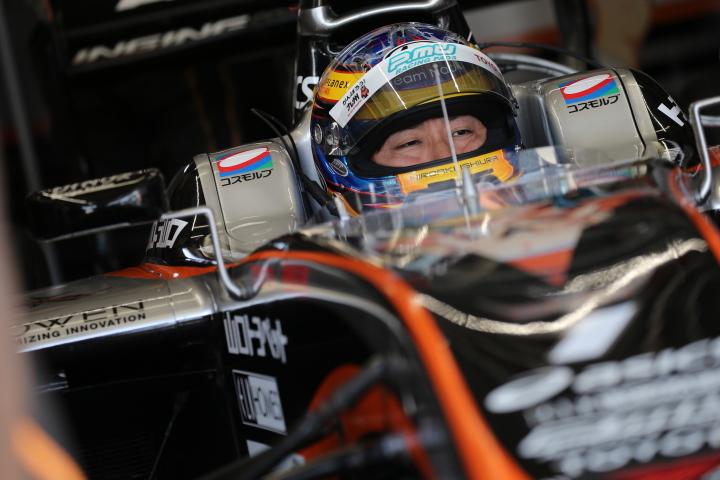 公式予選: 石浦宏明（P.MU/CERUMO · INGING）