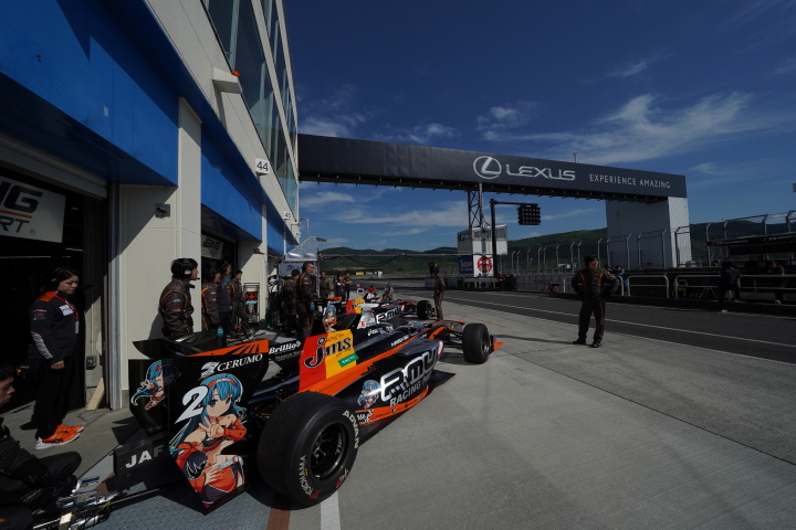 公式予選: 国本雄資（JMS P.MU/CERUMO・INGING SF14）