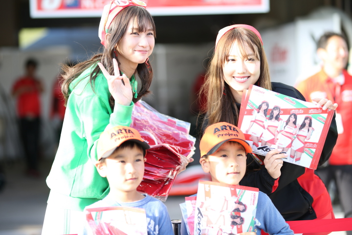 キッズピットウォーク: レースクイーン