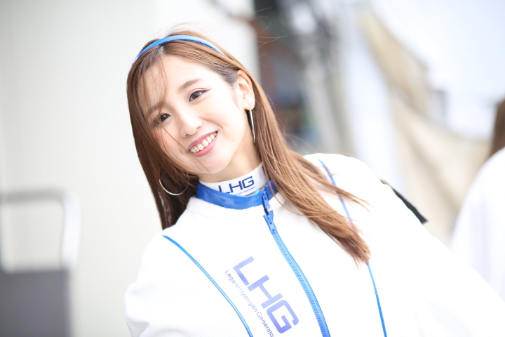 ピットウォーク: レースクイーン