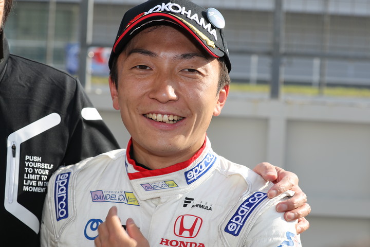 予選2位の野尻智紀（DOCOMO TEAM DANDELION RACING）
