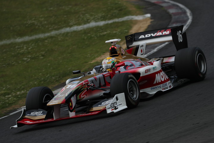 優勝は山本尚貴（TEAM MUGEN SF14）