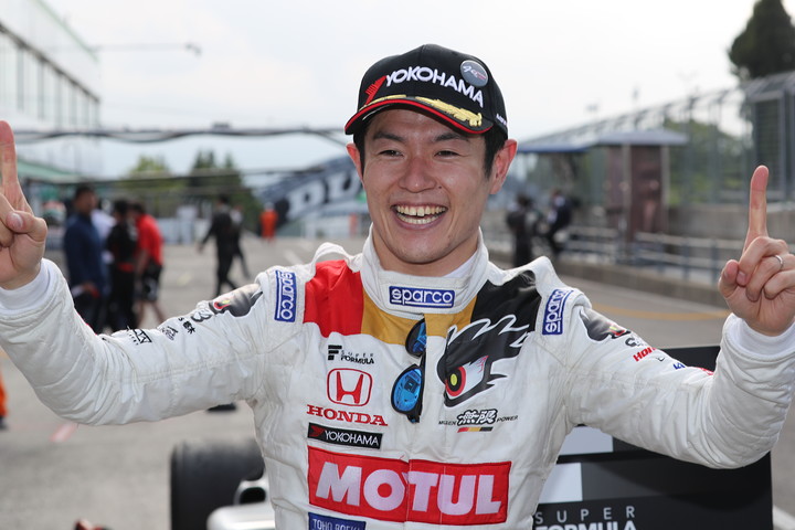 優勝した山本尚貴（TEAM MUGEN）