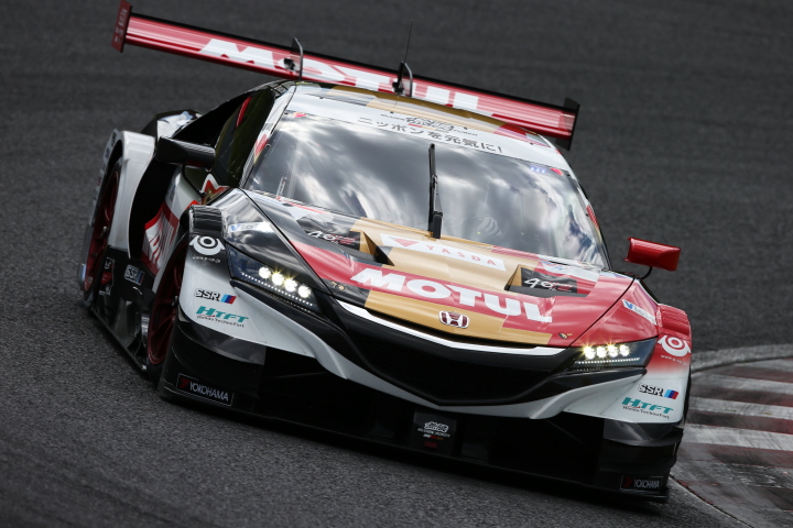 公式練習: 中嶋大祐（MOTUL MUGEN NSX-GT）