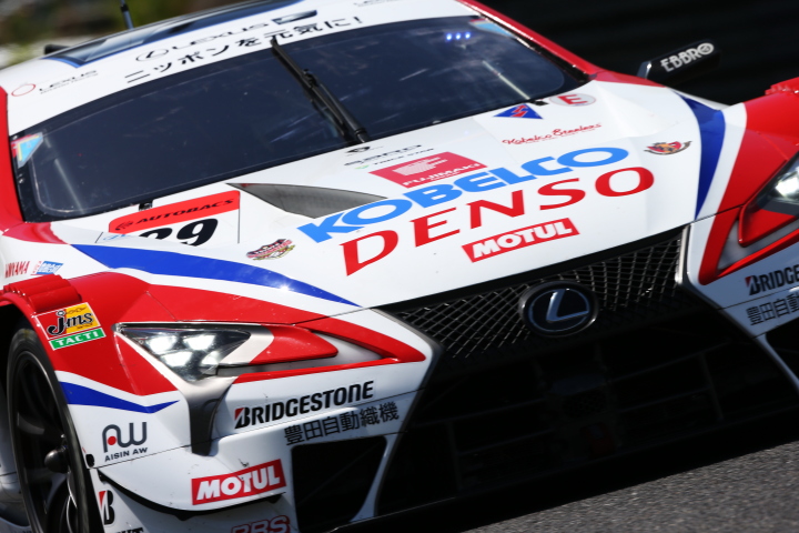 公式練習: 小林可夢偉（DENSO KOBELCO SARD LC500）