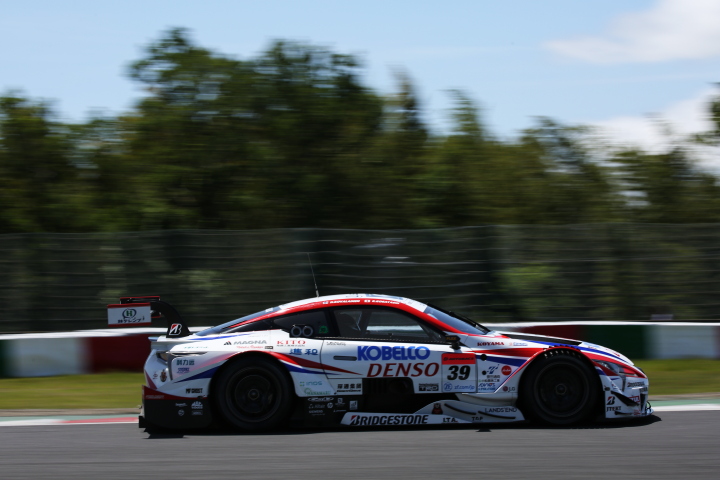 公式練習: ヘイッキ・コバライネン／小林可夢偉組（DENSO KOBELCO SARD LC500）