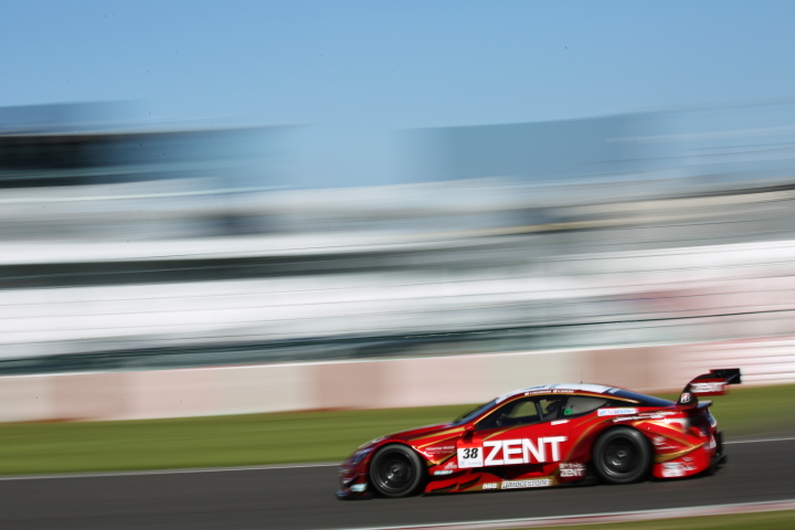 公式予選: 石浦宏明（ZENT CERUMO LC500）