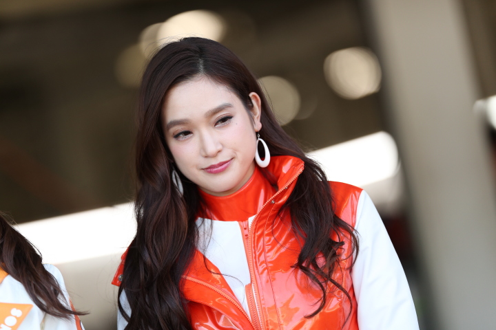 GTキッズウォーク: レースクイーン