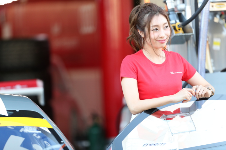 GTキッズウォーク: レースクイーン