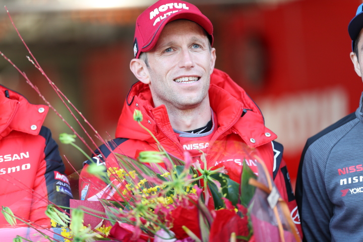 GTキッズウォーク: GTキッズウォーク: ロニー・クインタレッリ（NISMO）GT100戦出場