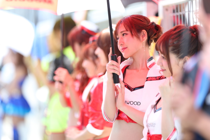 ピットウォーク: レースクイーン